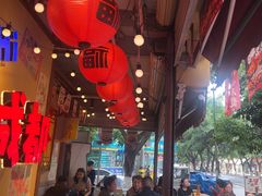 -有红鸡毛店·砂锅菜(抚琴夜市店)