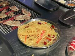 -马路牙子地桌烤肉(工体店)