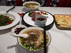 -淮南牛肉汤酒店(可伦公馆店)