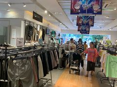 -三福时尚(三峡广场华夏银座店)