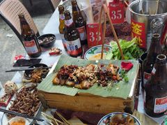 -刘姐啤酒鱼民族演艺餐厅(西街总店)