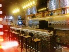 -麦落精酿啤酒餐吧(先农大院店)