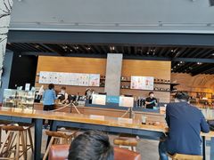 大堂-星巴克(延吉百利城店)