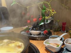 -一朵菌·野生菌探索家火锅(南亚店)