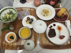 -弗蕾亚·辰月月子度假中心(光谷店)
