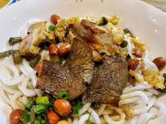 -牛八宝桂林米粉(八里庄店)