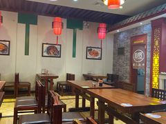 大堂-石头门坎