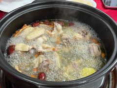 -花苑美食横琴生蚝火锅(拱北粤华路店)