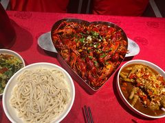 -龙巢盱眙龙虾·牛蛙·烧烤宵夜(八卦岭店)