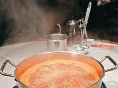 -野山舂·贵州现舂酸汤牛肉(民生路店)
