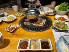 -唯成•韩国炭火烤肉 유성고기