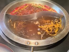 -廖掌柜·重庆鲜货火锅(上海首店)