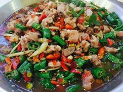 -兔行天下-鸿鹤鲜锅兔(中海国际店)