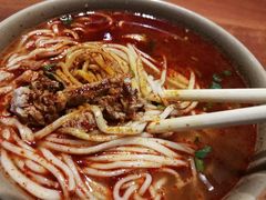 猪肘汤面-亮亮面馆(经六路店)