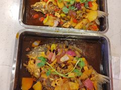 -沈姐万州烤鱼(沙坪坝七中店)