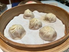 黑猪鲜肉小笼包-桂满陇·手作小笼包&江南叫花鸡(中山公园店)