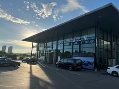 -南宁恒信之星奔驰4S店(西乡塘店)