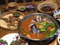 -亮欢寨酸汤鱼(沙冲路店)