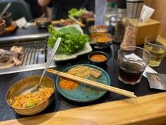 -臻牛烤肉