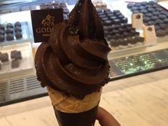 香草巧克力软冰淇淋-GODIVA(港汇恒隆广场)