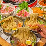重庆美食 |人均50吃正宗东北烤肉🥩冷面绝了

