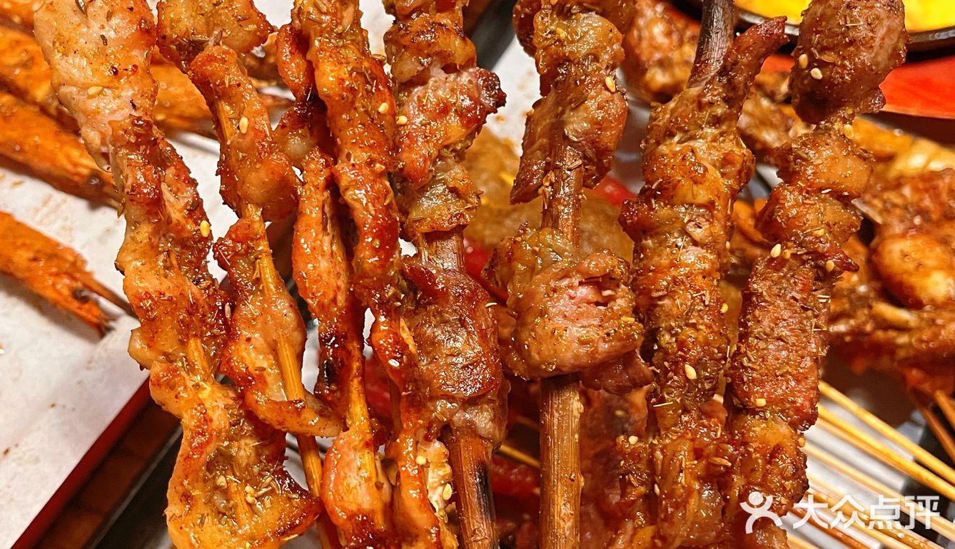 烧烤❗️撸串❗️喝酒[啤酒]看世界杯🏆