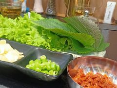 -臻牛烤肉
