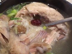 参鸡汤-青松馆韩国料理(香港中路佳世客店)
