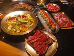 -韩烧牛中牛·甄选黑牛烤肉(黑金店)