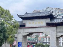 -黔灵山公园