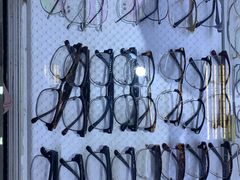 -臻美视爵眼镜·明月·依视路·蔡司折扣店(广渠门店)