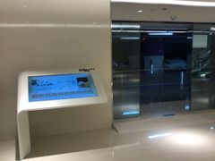 -万象城-停车场