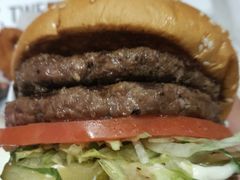 -The Habit Burger Grill 哈比特汉堡(爱琴海店)