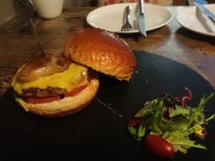 单片鹅肝汉堡-HIGH FIVE哈福手工汉堡(桂林路店)