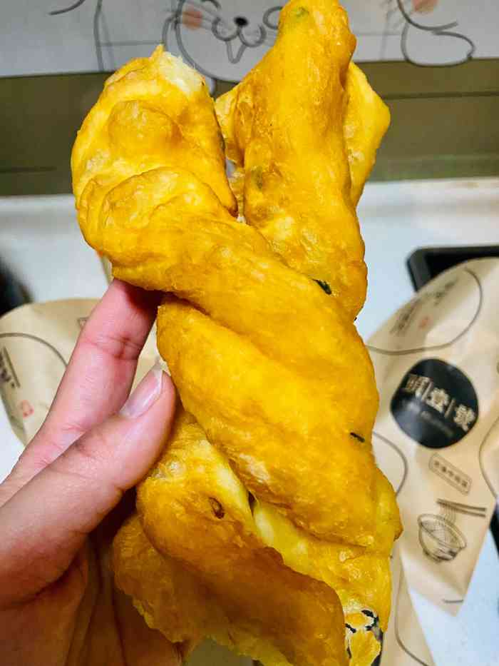 61人赞2王磊2022年12月8日打分0630/人65京放开堂食的第一天,壹