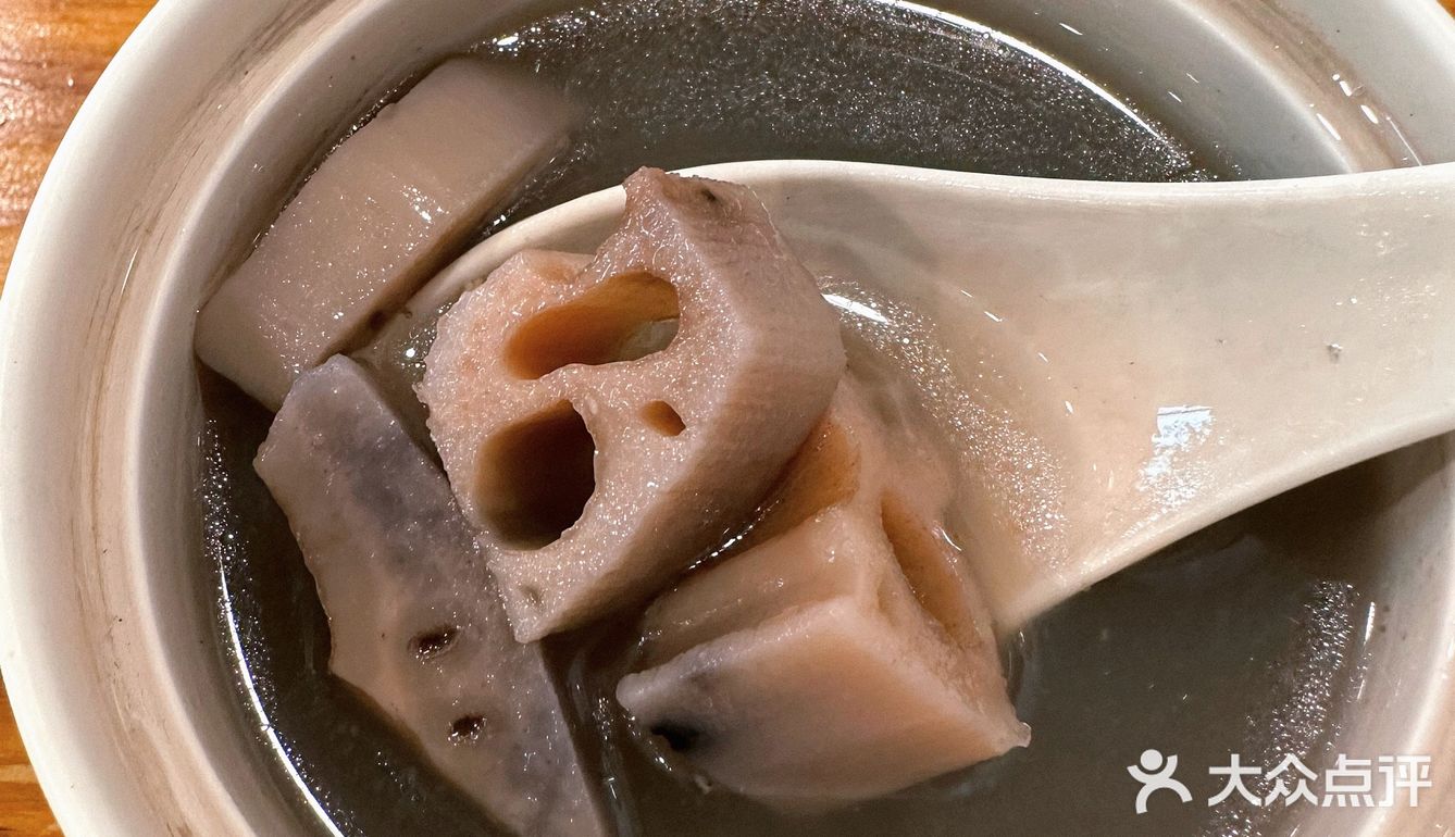 想吃广式烧腊？鹅先生深井烧鹅，味很正哦！