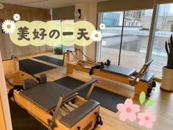 -亦美瑜伽·普拉提