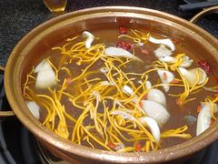 -一善菌·云南菌汤·云南菜(银泰城店)