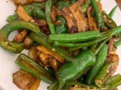 杭椒小炒肉-侬佳蒸菜馆(听潮店)