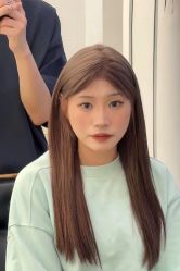 点击看大图 -V8潮牌·接发烫染连锁