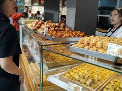 面包甜点陈列柜-拾味中点(花园路店)