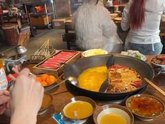 -萍姐火锅·公路夜市(武汉首店)