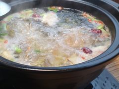 -陆记牛庄·碳锅龙虾烧烤(爱上花园店)