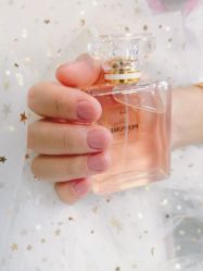 -蜜丝卡伦美甲美睫半永久