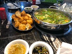 -牛一煲美食(江高店)