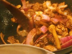 -胡须佬鸡煲四季火锅店(石厦西村直营店)