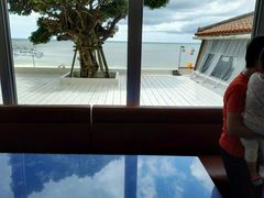 -Rizzan Sea Park Hotel Tancha Bay室内游泳池