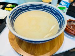 -新世界·过桥米线宴