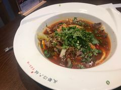 -成都你六姐·牛肉冒菜(城市集市合生汇店)