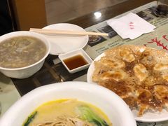 牛肉煎包-两来风(文亭街店)